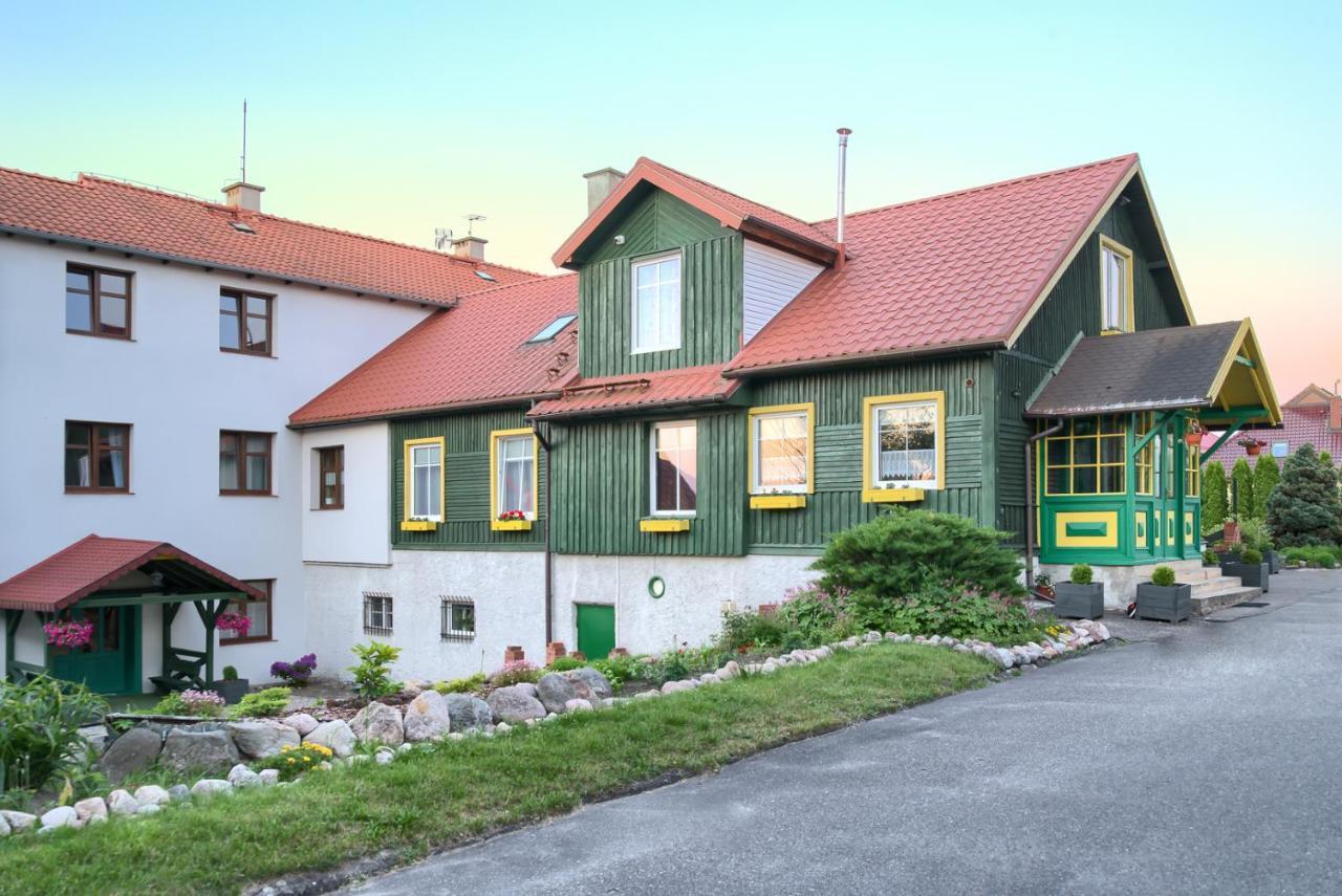 Gosciniec Zielony Domek Mrągowo Eksteriør billede
